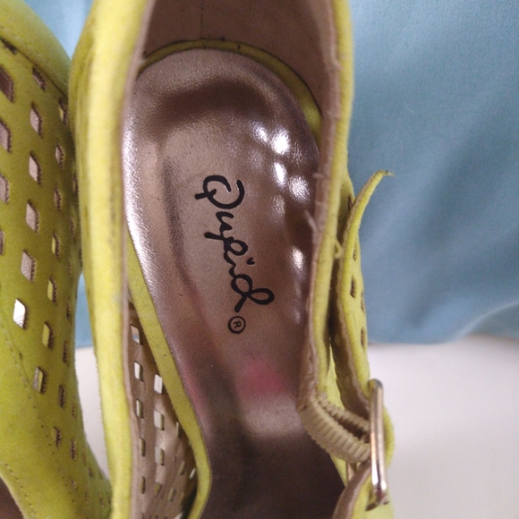 Qupid Size 7 High Heels Stilettos - Picture 10 of 10